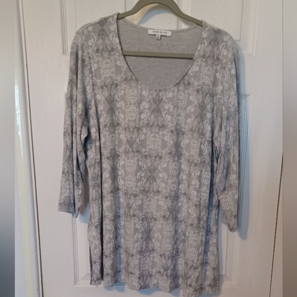 Rose + Olive Scoop Neck Top